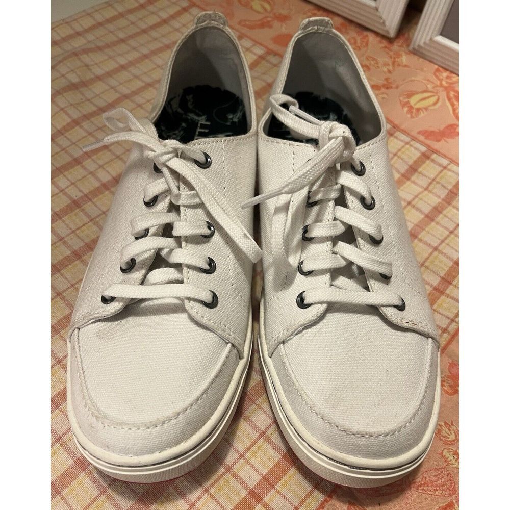 L.L. Bean Womens Canvas Loafers Sneakers Shoes White Sz 9.5 M Casual Comfort GUC